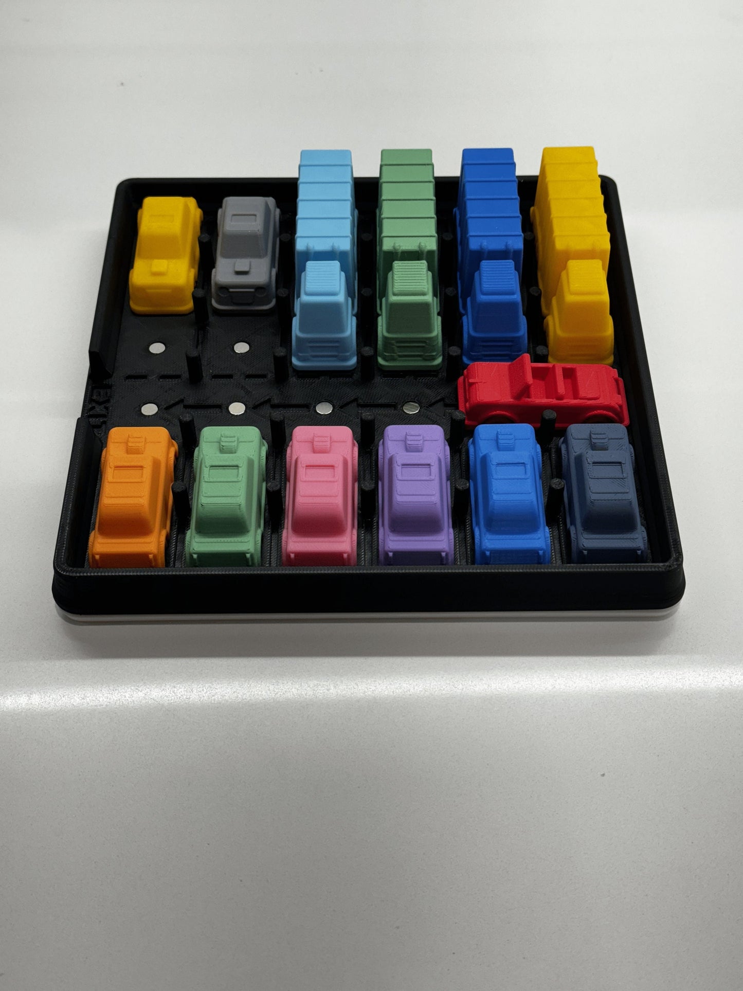 Rush Hour Challenge - Sliding Puzzle - Logic Game - 3D Printed Puzzle, Great Gift for Problem Solving Fun