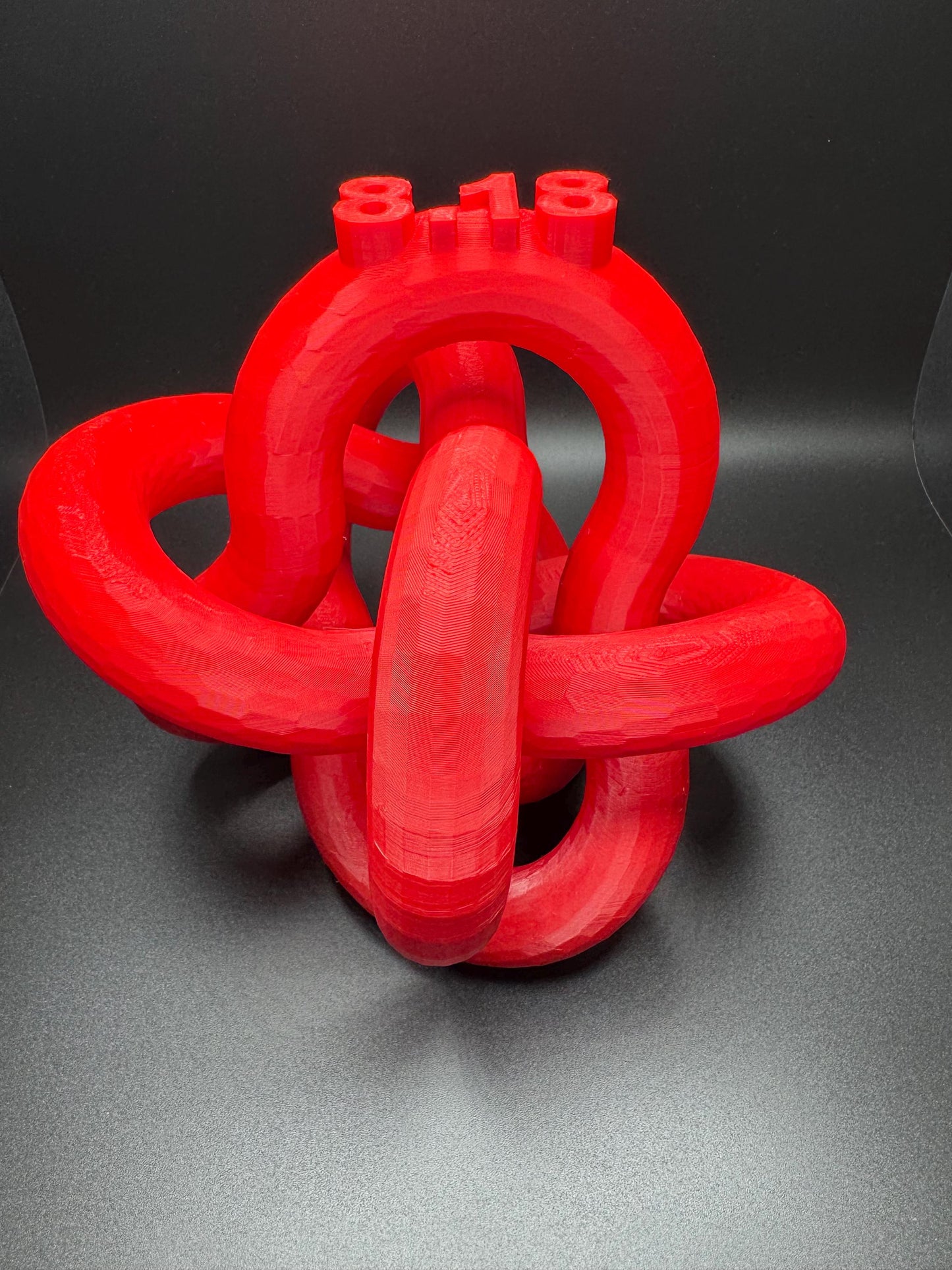 3D Printed 8-18 Knot Art Sculpture - Unique Gift for Home Decor, Modern Art, Desk Ornament, Handmade Decorative Piece