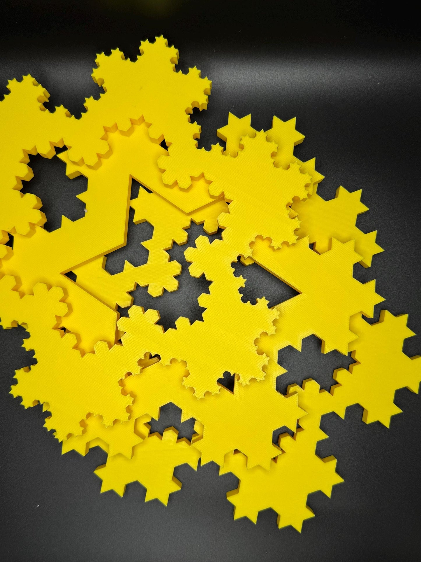 Koch Snowflakes - Fractal Curve Model, 3D Print Desk Art and Learning Tool Gift for Students & Teachers, High Quality Decor