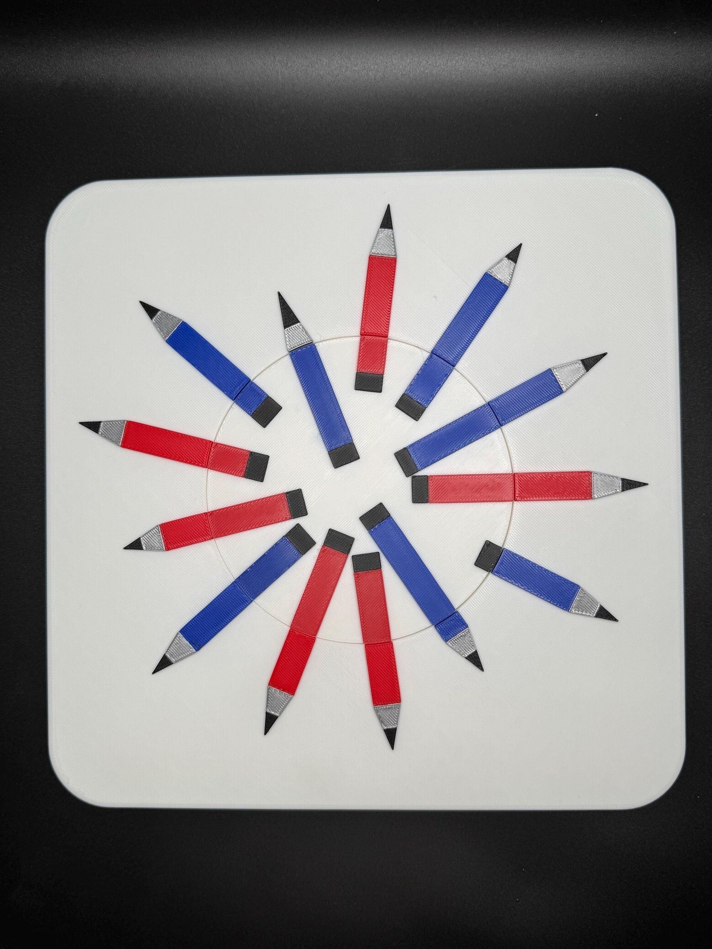 Disappearing Pencil Puzzle - 6 or 7 Pencils? Magic Shifting Puzzle, 3D Printed Fun Toy for All Ages, Engaging & Unique Classroom Game