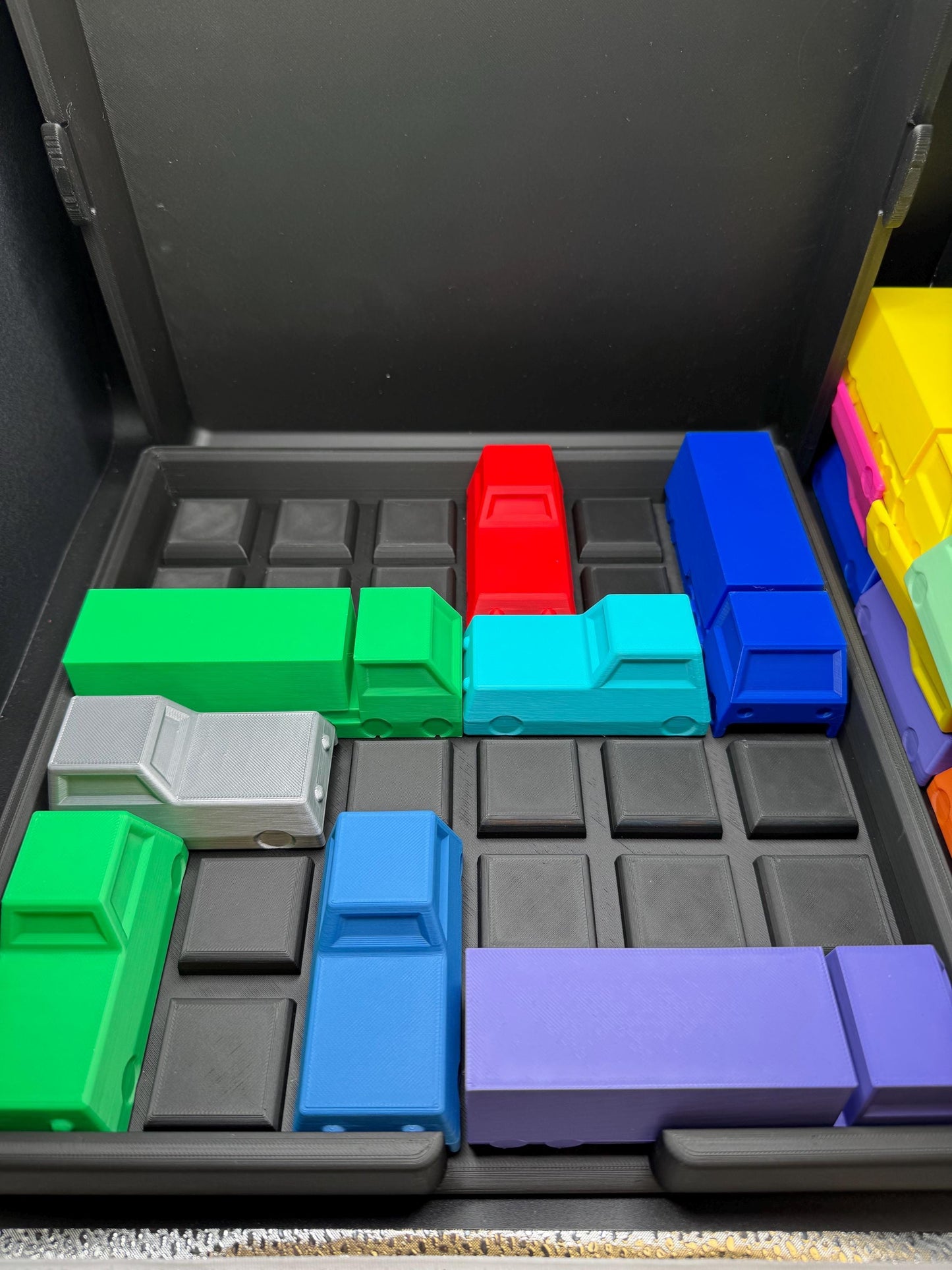 Escape the Gridlock! Rush Hour Challenge - Sliding Puzzle - Logic Game - 3D Printed Puzzle, Great Gift for Problem Solving Fun