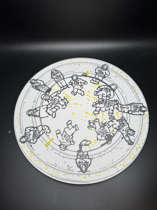 The Missing Astronaut Puzzle - Classic Optical Illusion, Unique Home Décor & Gift Idea, 14 or 15 Astronauts?