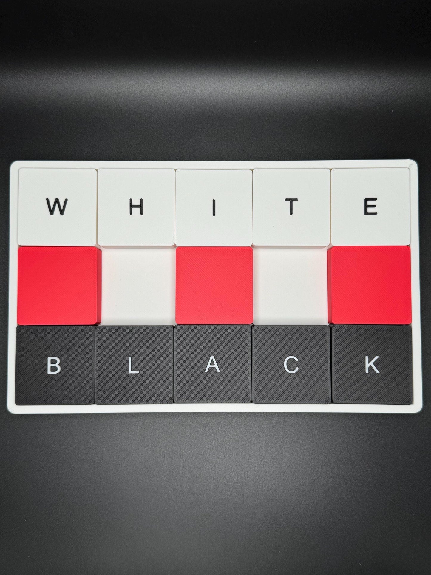 White and Black - Modern Recreation of a Classic Sliding Puzzle - Large 3D Puzzle 25x15cm, Sliding Piece Challenge - Swap the 2 Colors