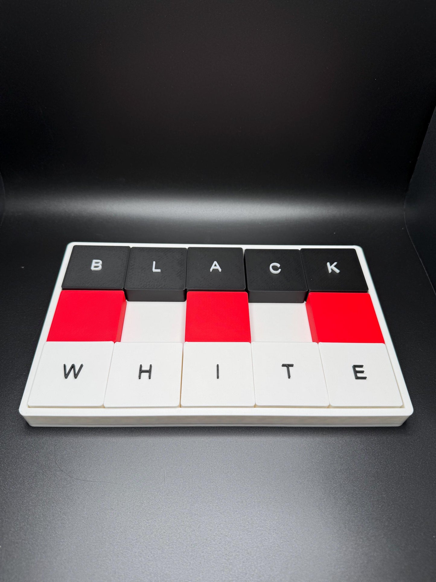 White and Black - Modern Recreation of a Classic Sliding Puzzle - Large 3D Puzzle 25x15cm, Sliding Piece Challenge - Swap the 2 Colors