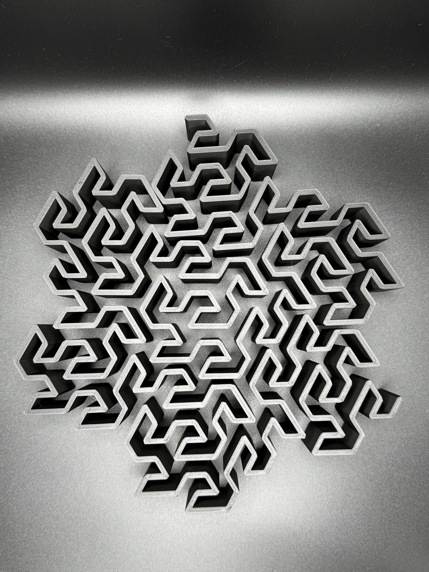 Gosper Curve Puzzle - Fractal Art for Home Décor, Unique Mathematical Gift, Educational Toy & Brain Teaser for Adults and Kids - 3D Printed