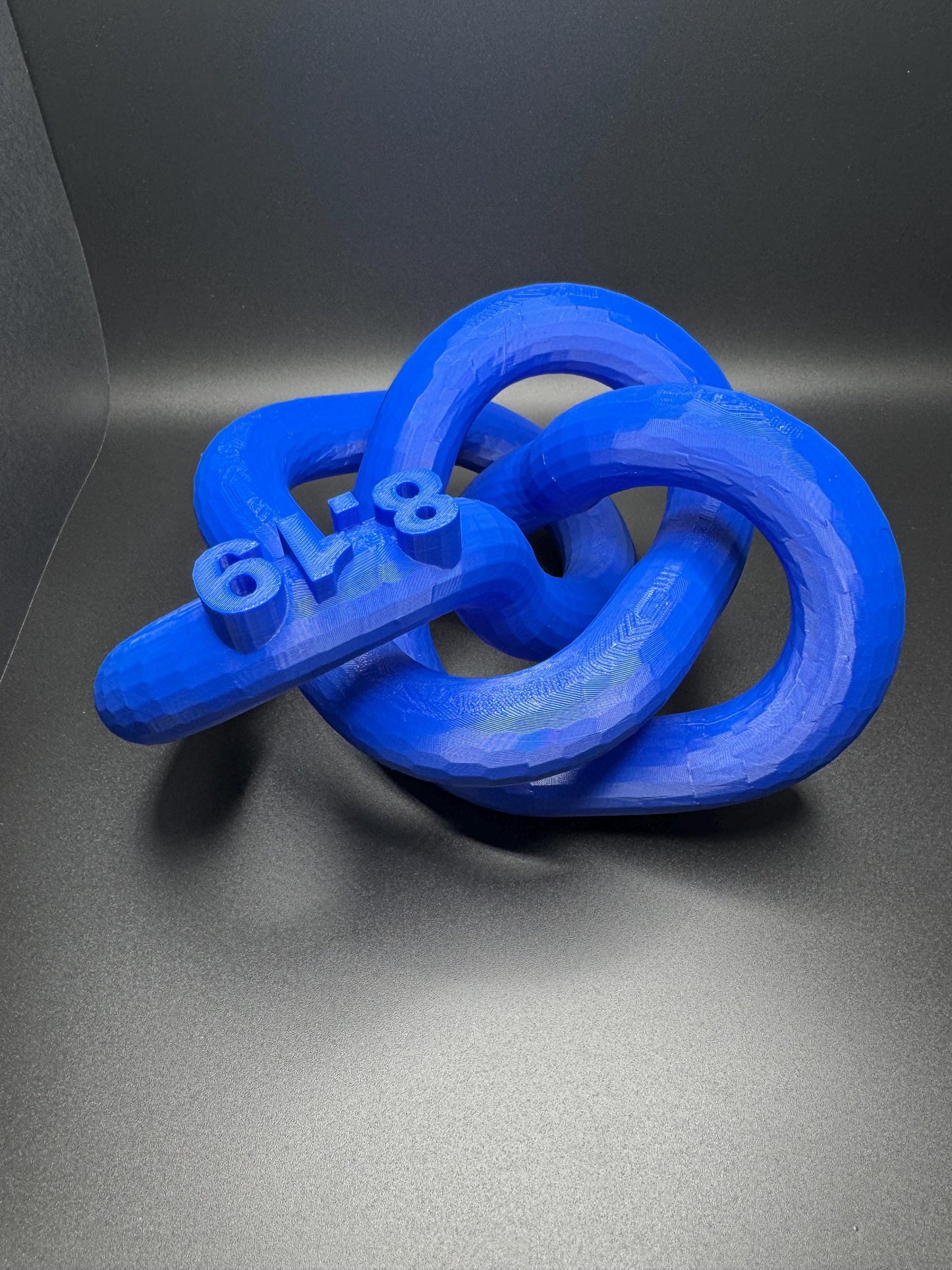 3D Printed 8-19 Knot Art Sculpture - Unique Gift for Home Decor, Modern Art, Desk Ornament, Handmade Decorative Piece