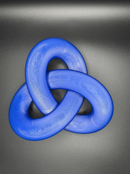 3D Printed Gordian Knot Medusa - High Quality Gift for Teachers, Him or Her - Unique Decorative Art Piece