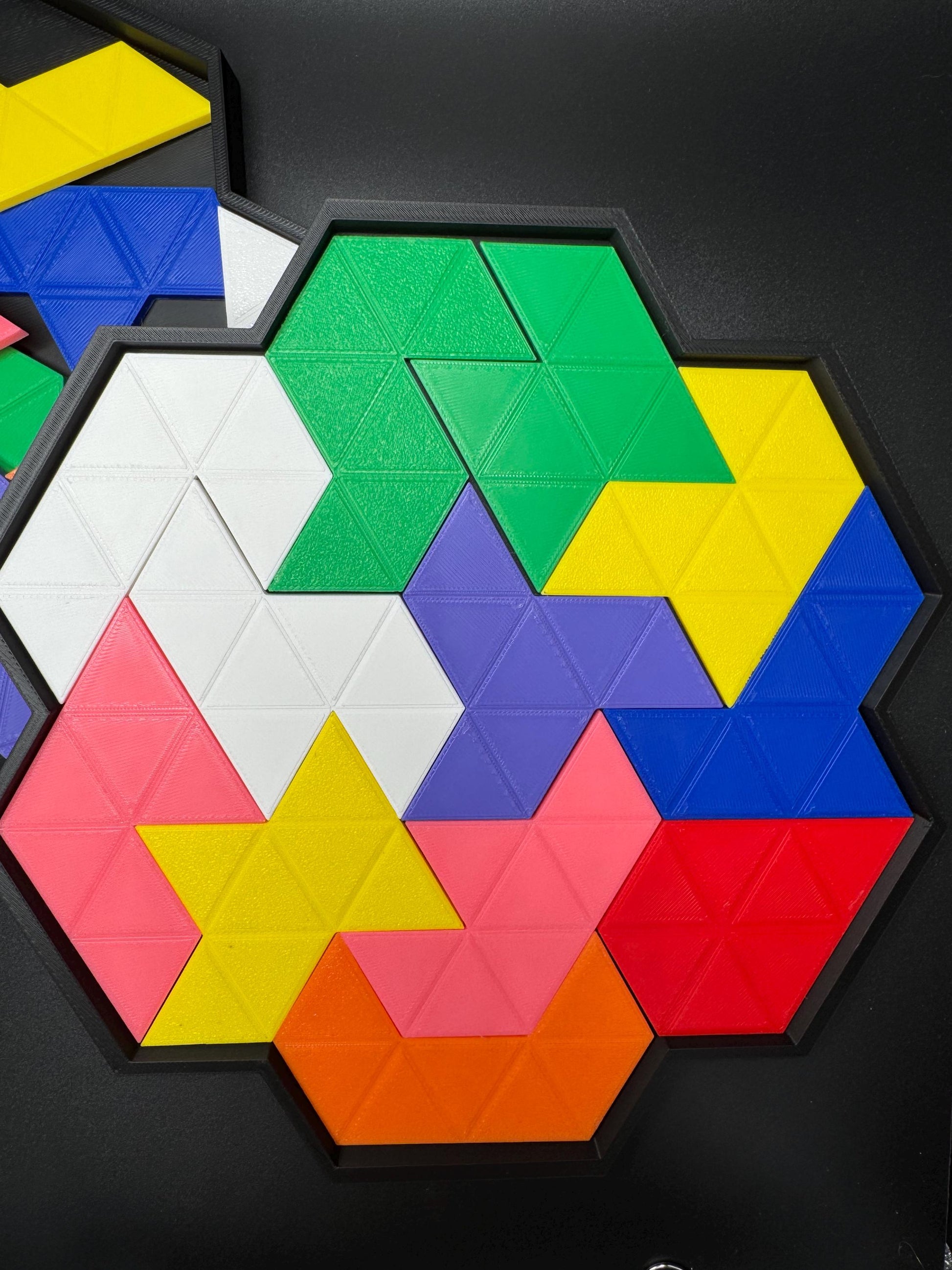 3D Printed Heptiamond Puzzle with Box - 24 Unique Pieces, Double-sided Challenge, Unique Brain Teaser, Fun for All Ages