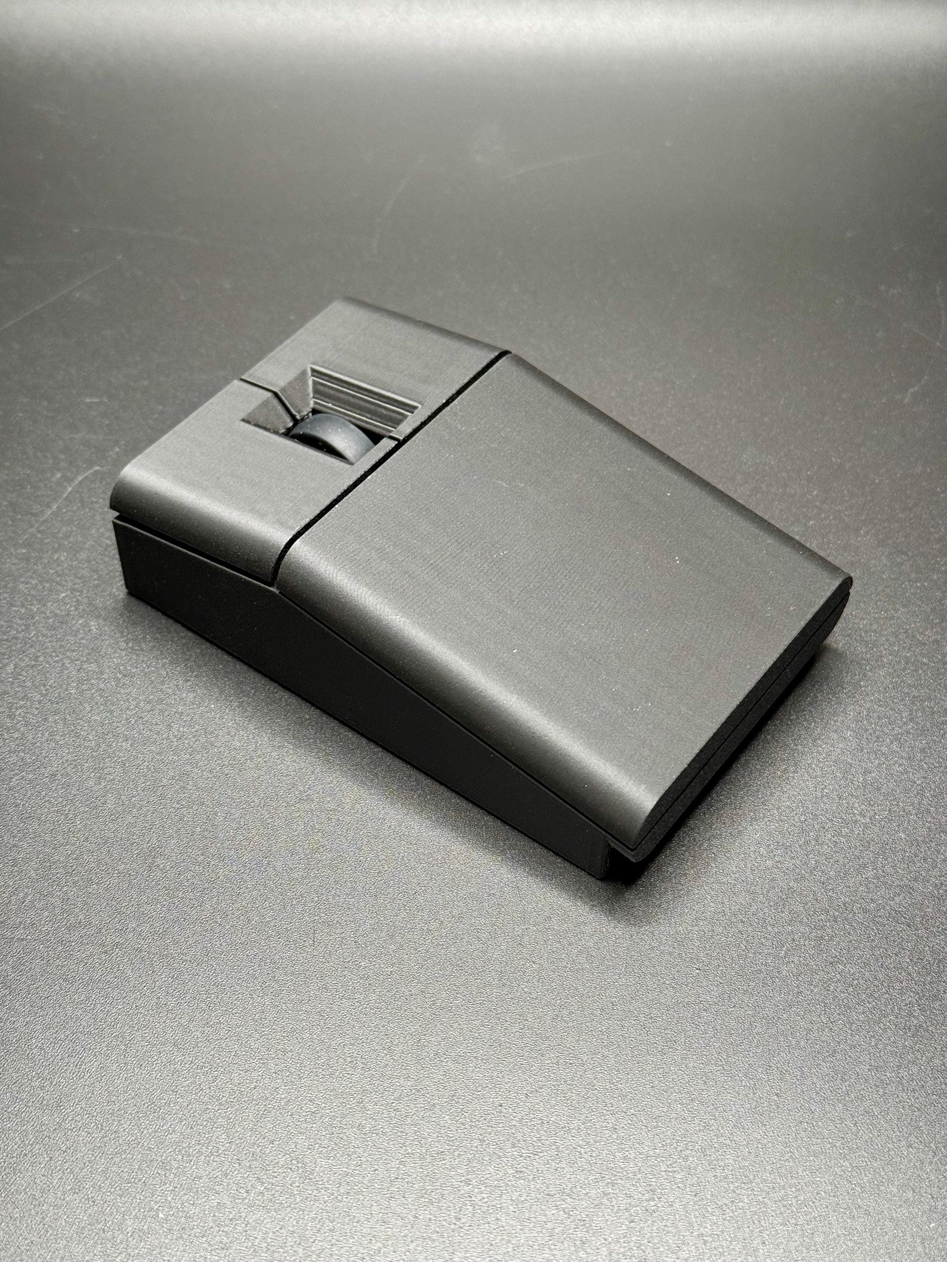 Handcrafter Artisan Retro Wireless Mouse - Atari & Amiga Style Plus Custom Colors Available - Perfect Gift for Vintage Gaming Fans