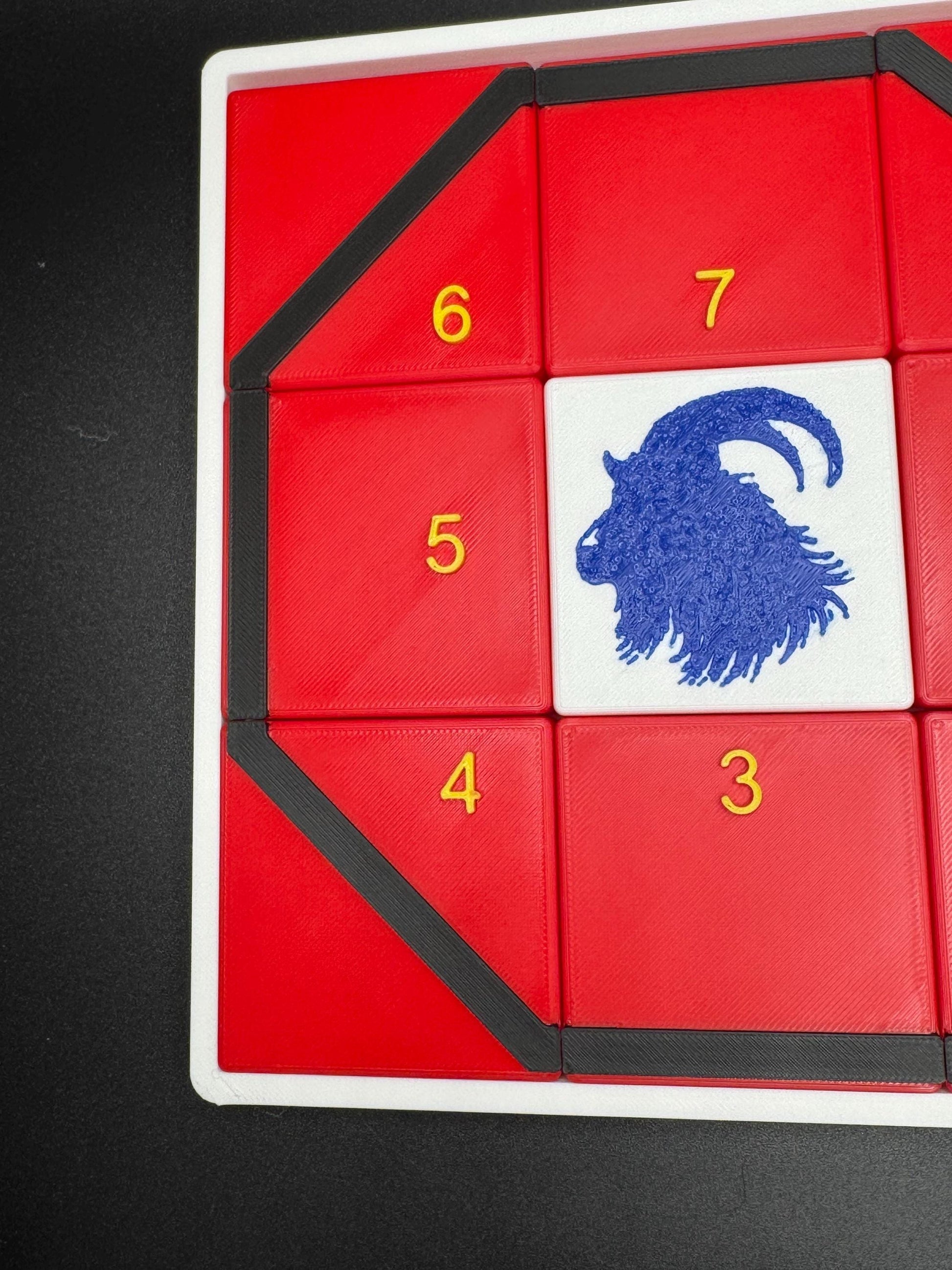 Get My Goat Puzzle - Modern Recreation of 1914 Sliding Puzzle - Large 3D Puzzle 25x19cm, Sliding Piece Challenge, Get the Goat in the Square