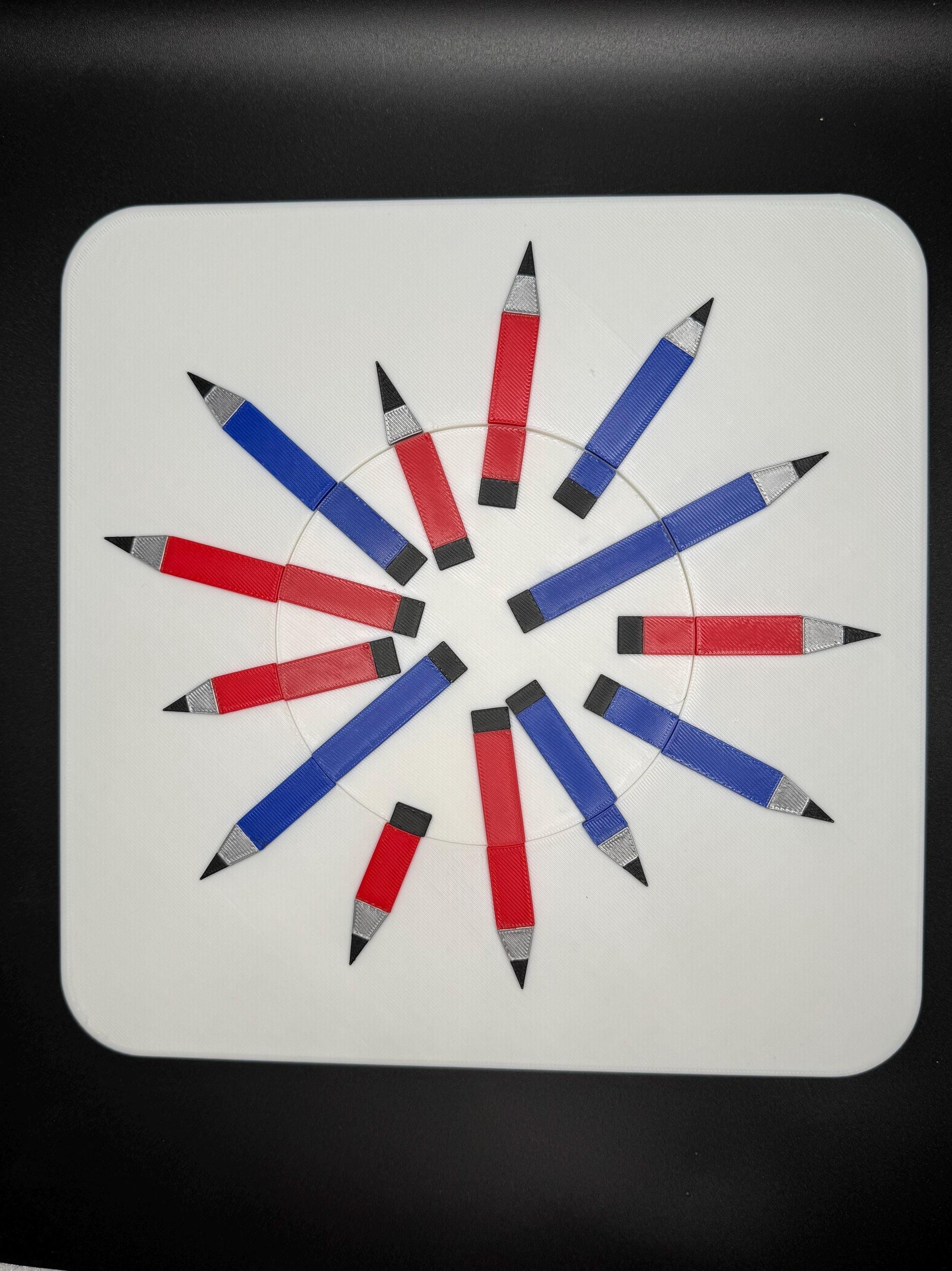 Disappearing Pencil Puzzle - 6 or 7 Pencils? Magic Shifting Puzzle, 3D Printed Fun Toy for All Ages, Engaging & Unique Classroom Game