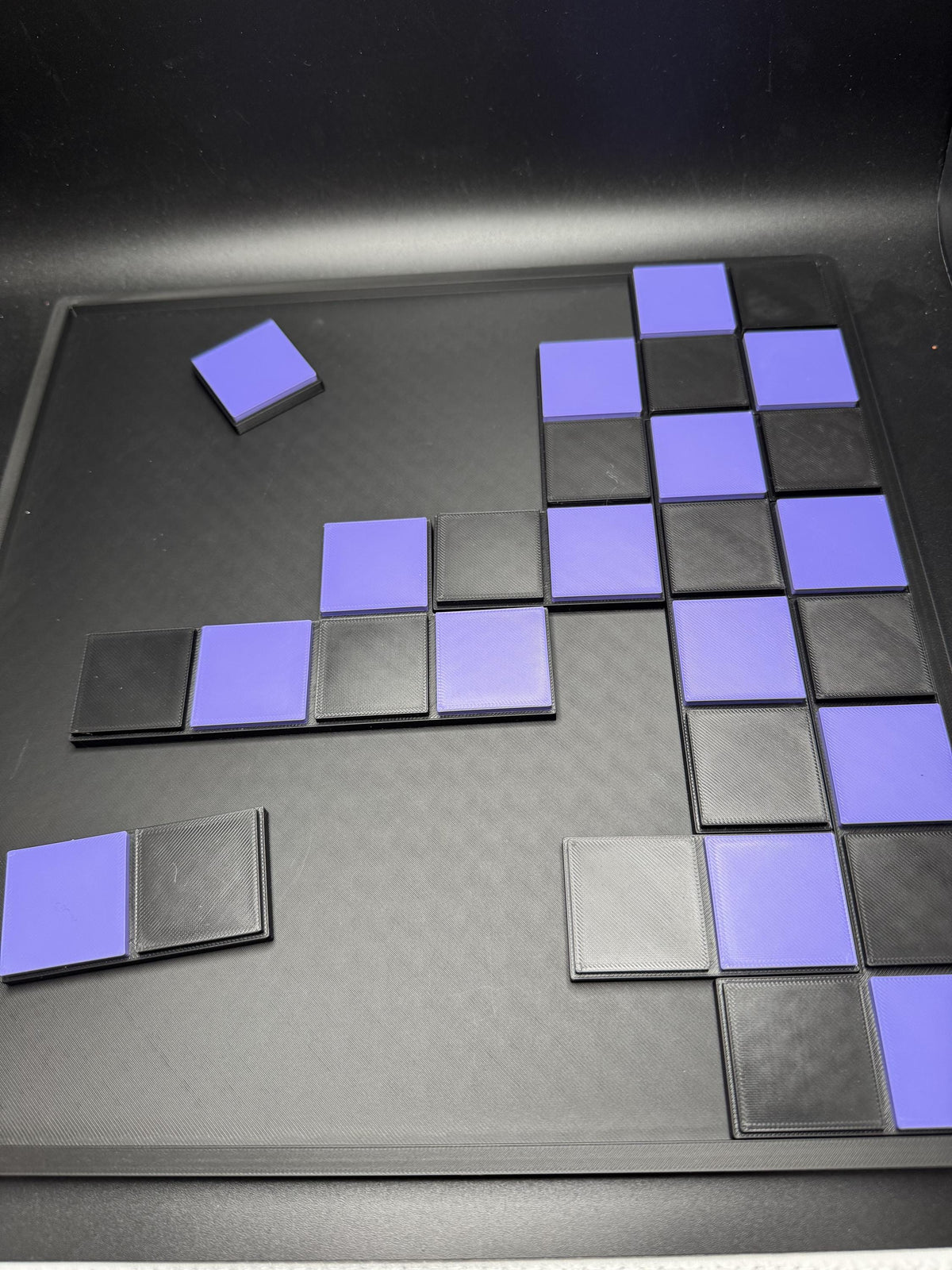 Draught Board Checkerboard Puzzle - Modern Recreation of a Classic - Brain Teaser for All Ages - Fun & Challenging Mind Game