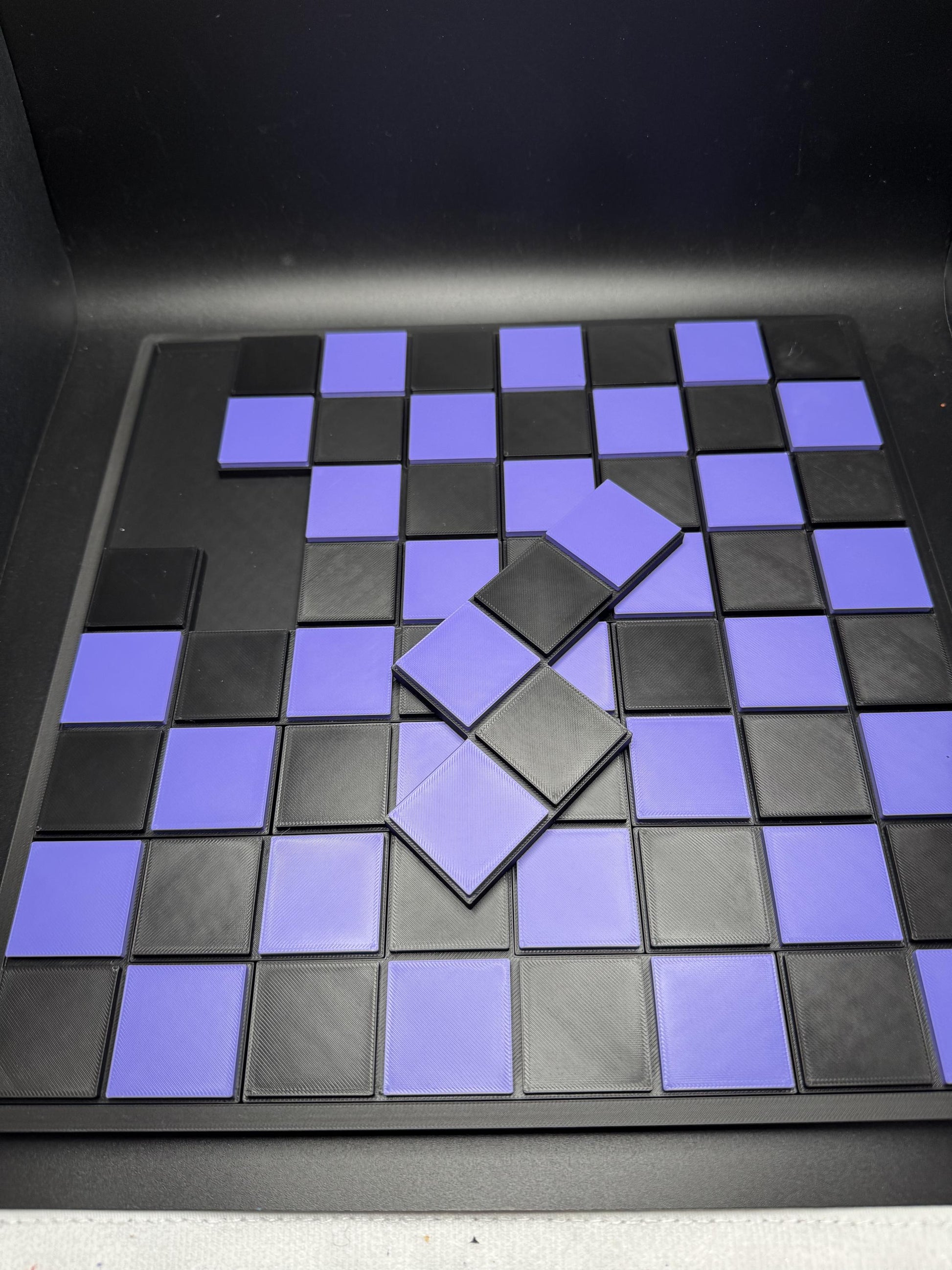 Draught Board Checkerboard Puzzle - Modern Recreation of a Classic - Brain Teaser for All Ages - Fun & Challenging Mind Game