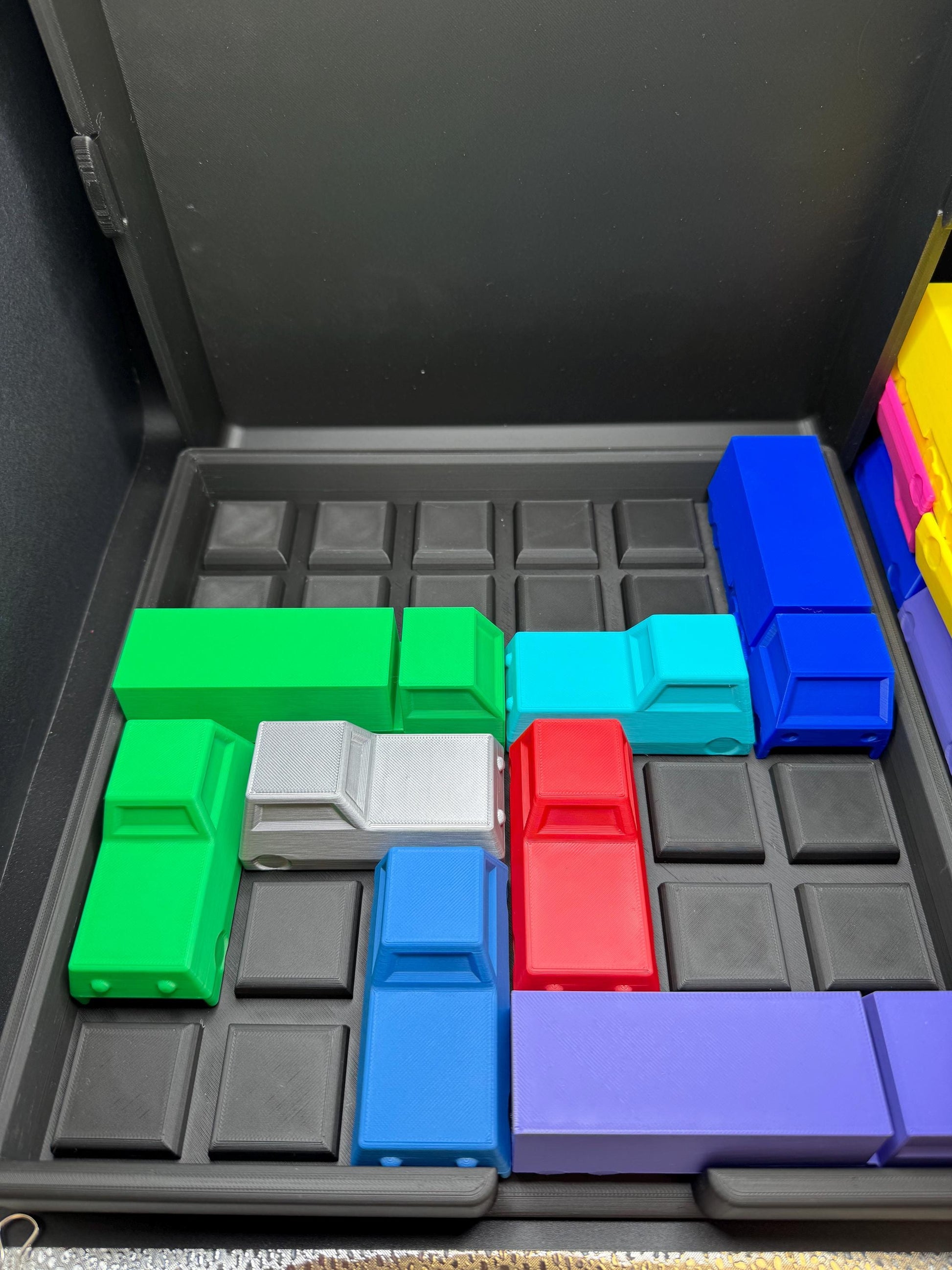 Escape the Gridlock! Rush Hour Challenge - Sliding Puzzle - Logic Game - 3D Printed Puzzle, Great Gift for Problem Solving Fun