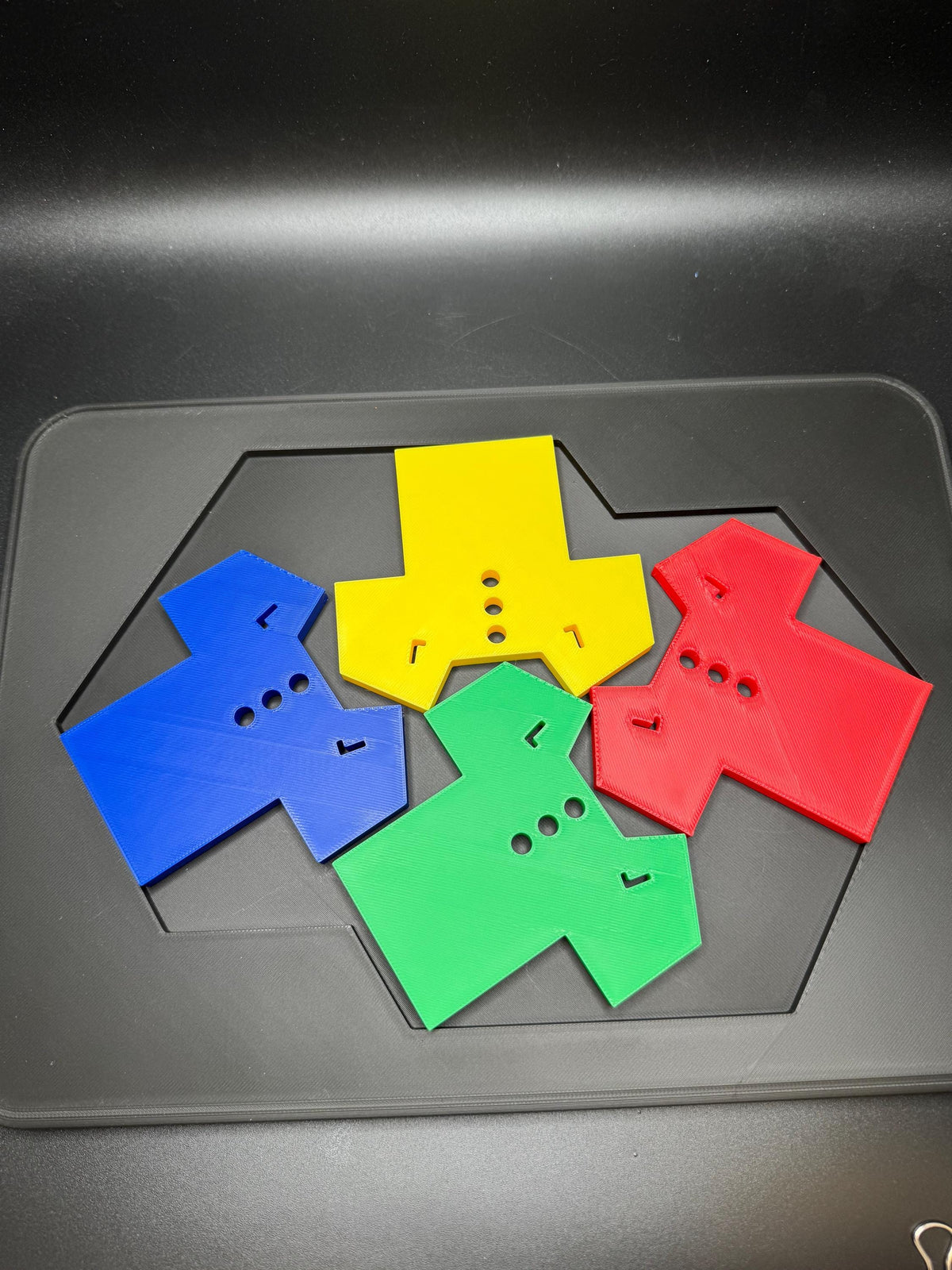 Four Pieces Clothing Puzzle Game: Fit All 4 T-Shirts in Frame Challenge, Fun & Unique Brain Teaser Gift