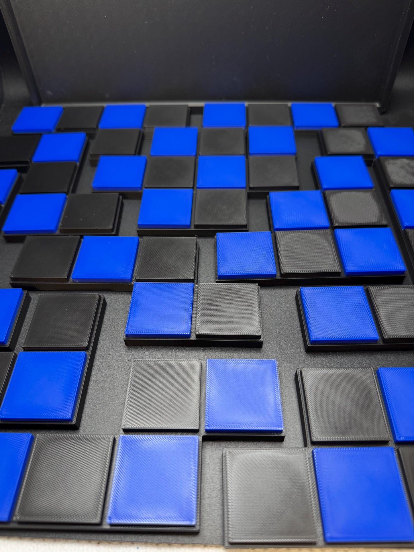 Checkerboard Puzzle 12 Pieces - Modern 3D Printed Classic 1920s Brain Teaser & Family Game Gift