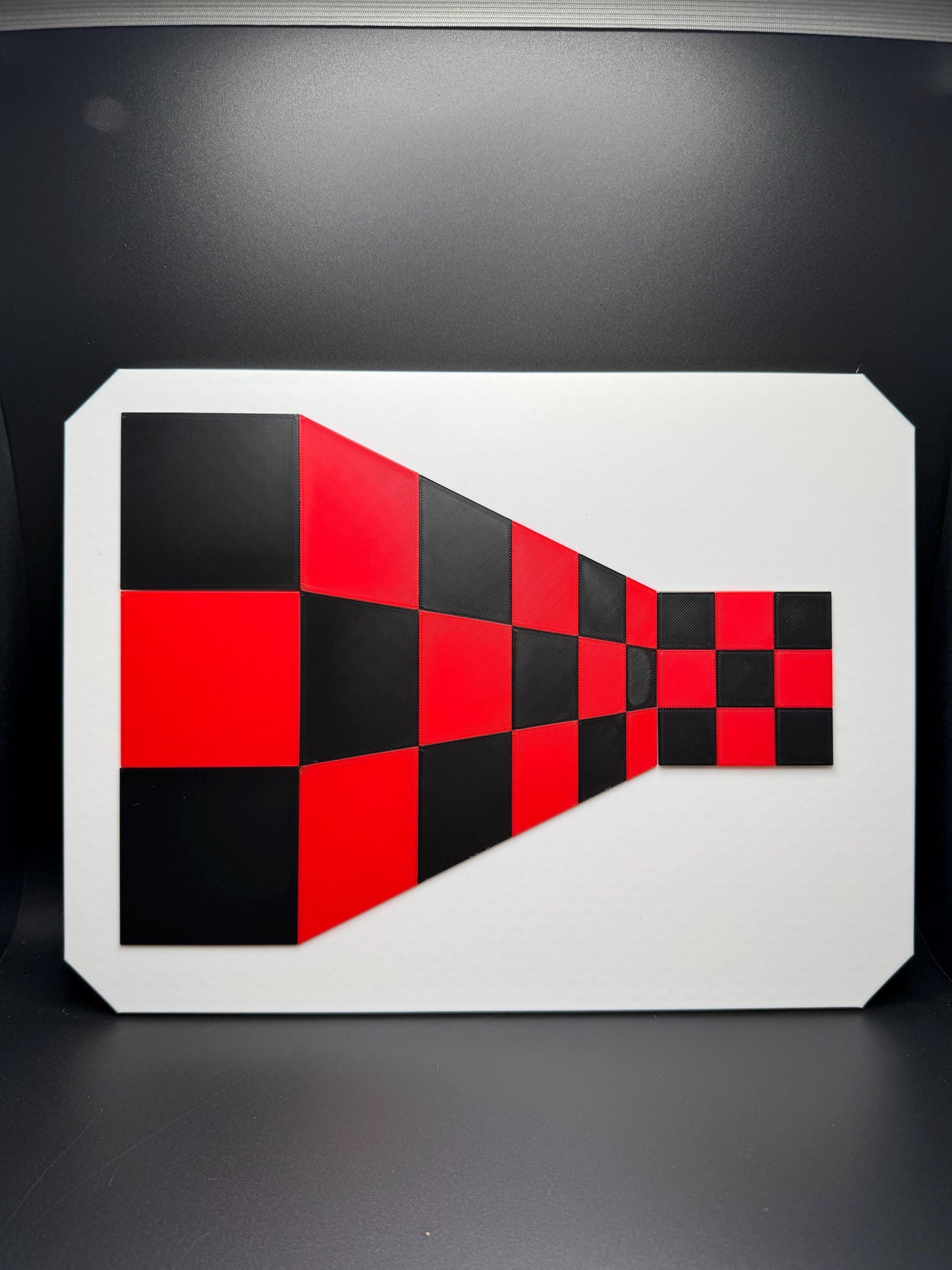 Optical Illusion, Perspective Illusion, Swap The Tops - Fun Optical Illusion Game for All Ages, Unique Gift Idea