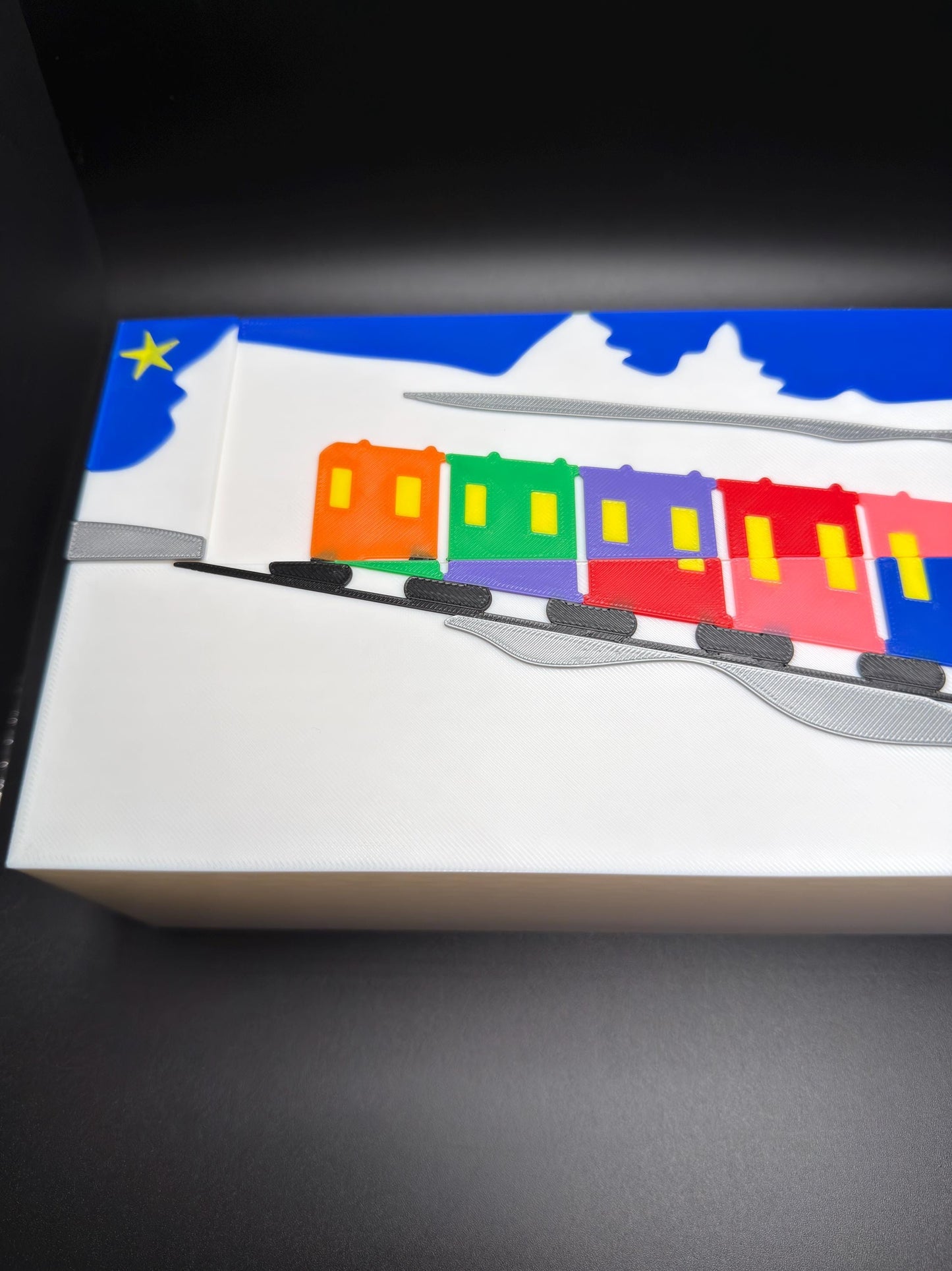 Vanishing Train Car Puzzle | Optical Illusion Dissection Puzzle | 3D Printed Retro Brain Teaser | Do You See 7 or 8 Cars?