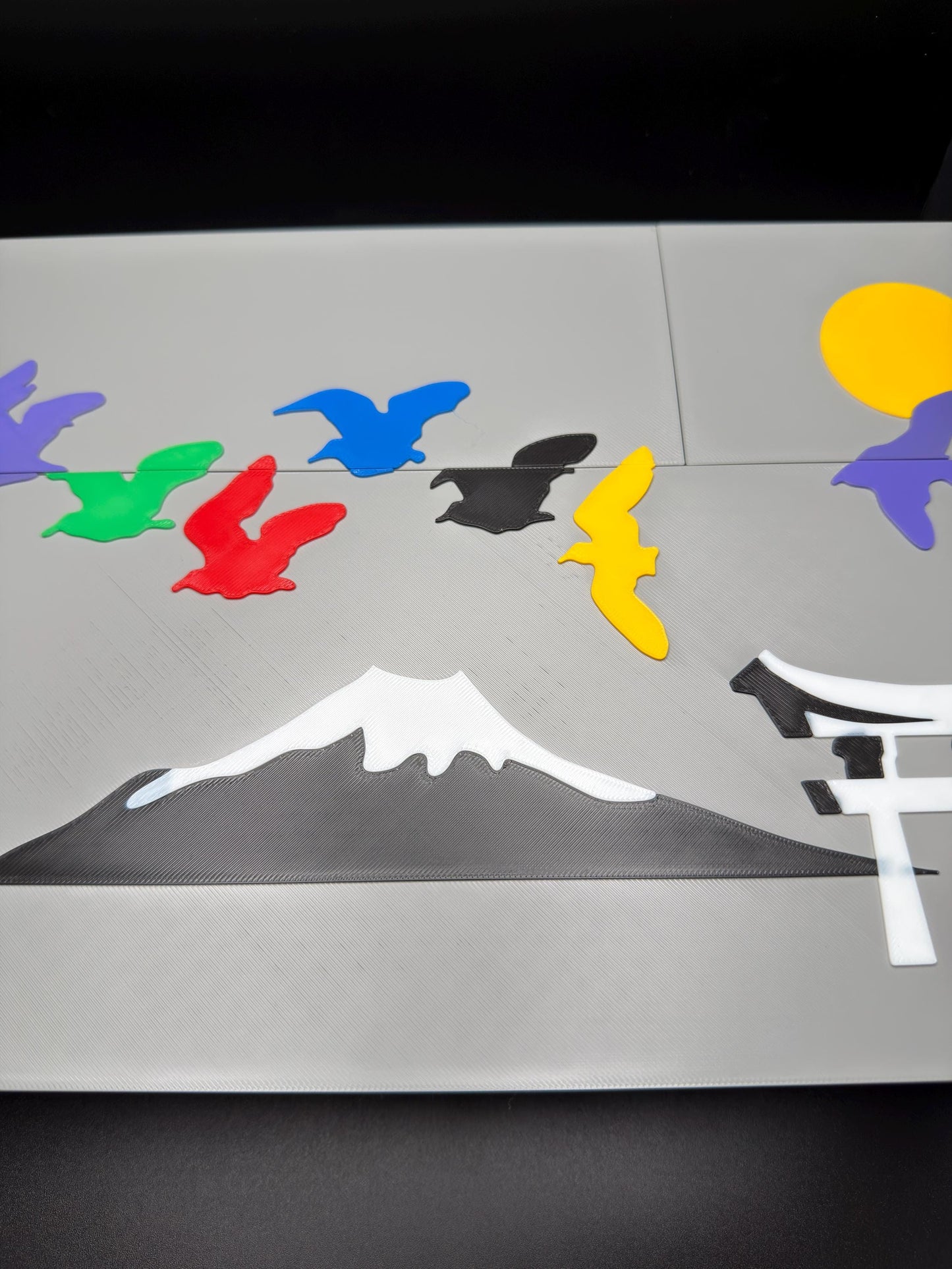 Vanishing Japanese Birds Puzzle | Optical Illusion Dissection Puzzle | 3D Printed Brain Teaser | Do You See 9 or 10 Birds?