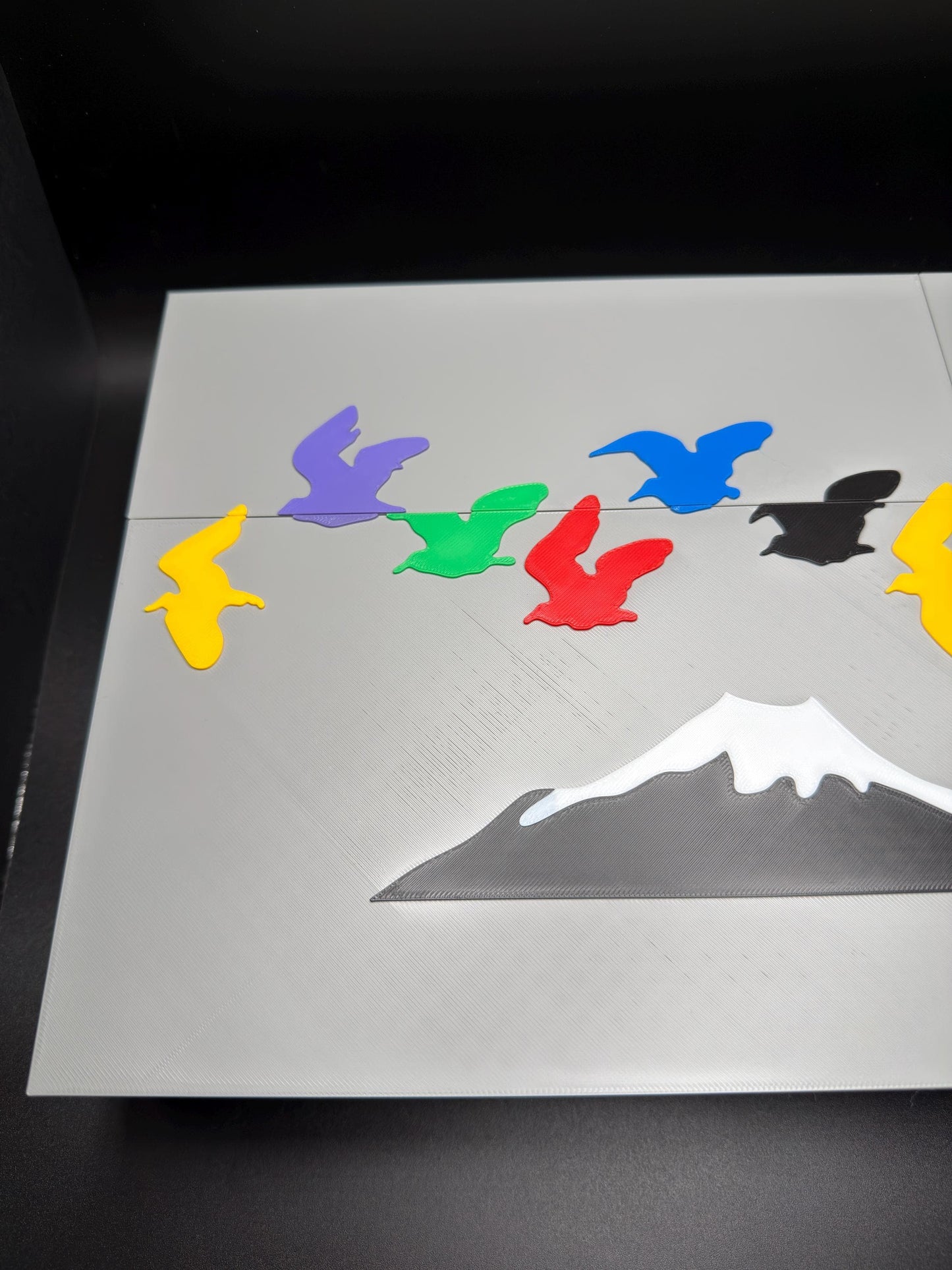 Vanishing Japanese Birds Puzzle | Optical Illusion Dissection Puzzle | 3D Printed Brain Teaser | Do You See 9 or 10 Birds?