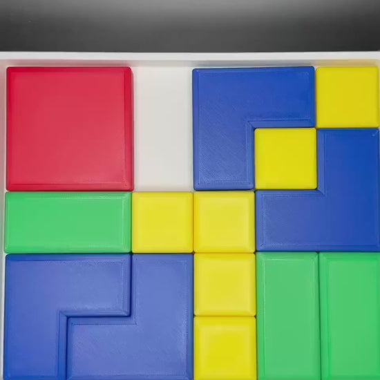 Traffic Jam Puzzle - Modern Recreation of 1931s Sliding Puzzle - Large 3D Puzzle 21x25cm, Sliding Piece Challenge, Get the Red Square Out