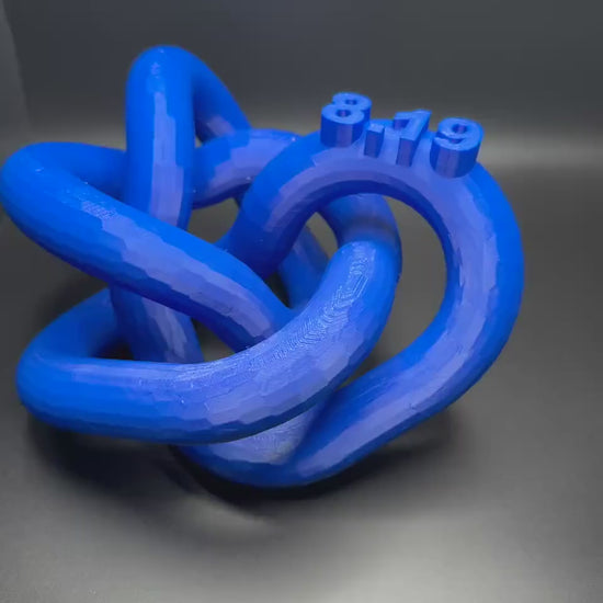3D Printed 8-19 Knot Art Sculpture - Unique Gift for Home Decor, Modern Art, Desk Ornament, Handmade Decorative Piece