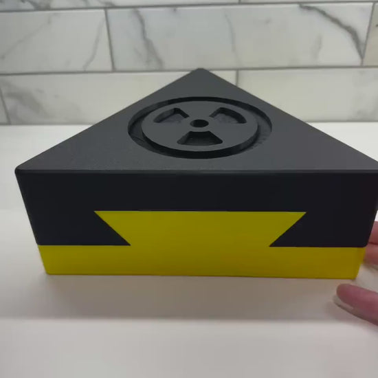 Impossible Dovetail Triangle Puzzle - 3D Printed Unique Brain Teaser, Gift for Puzzle Enthusiasts & Geometric Art Lovers