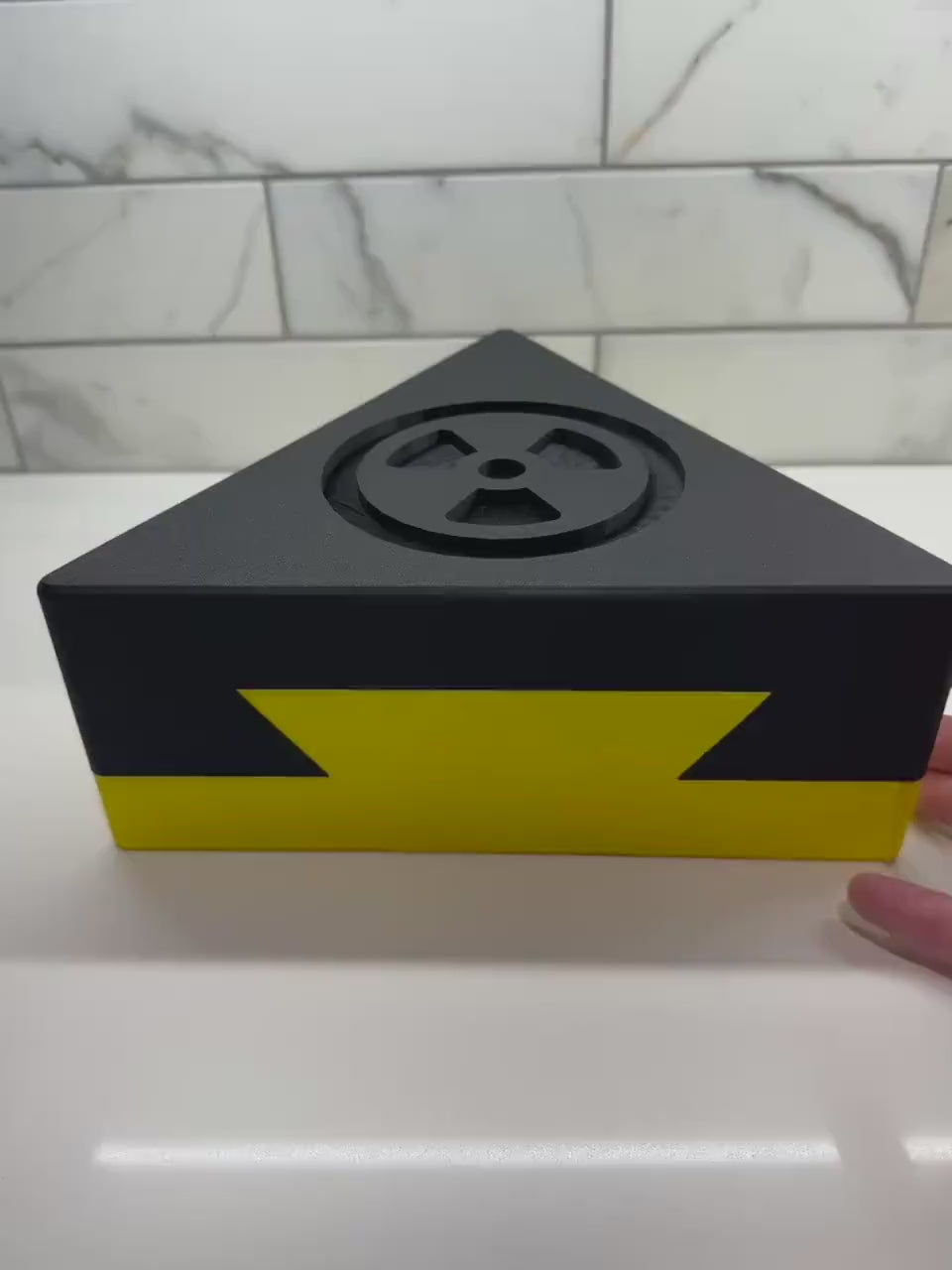 Impossible Dovetail Triangle Puzzle - 3D Printed Unique Brain Teaser, Gift for Puzzle Enthusiasts & Geometric Art Lovers